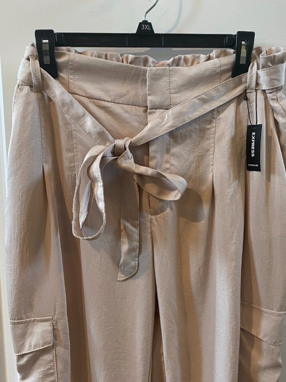 Express Tan Extreme High Rise Cargo Style Pant Size L NWT - Picture 6 of 13